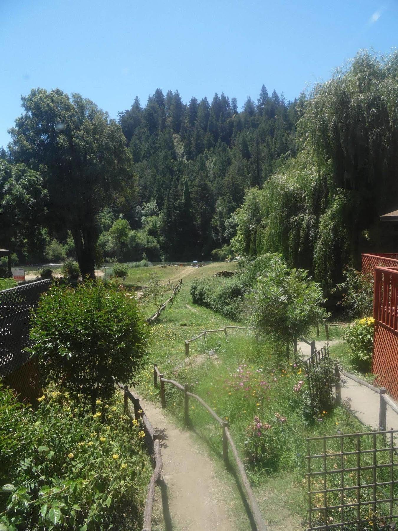 Riverlane Resort Герневилл Экстерьер фото